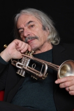 Rava on the dance floor